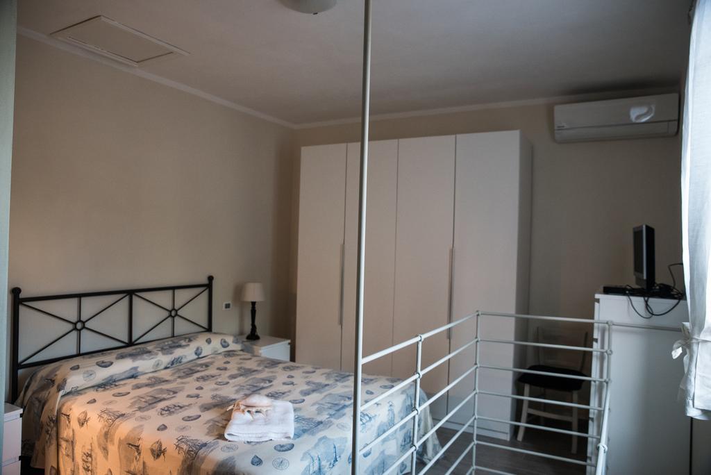 Villa Caterina Империа Стая снимка