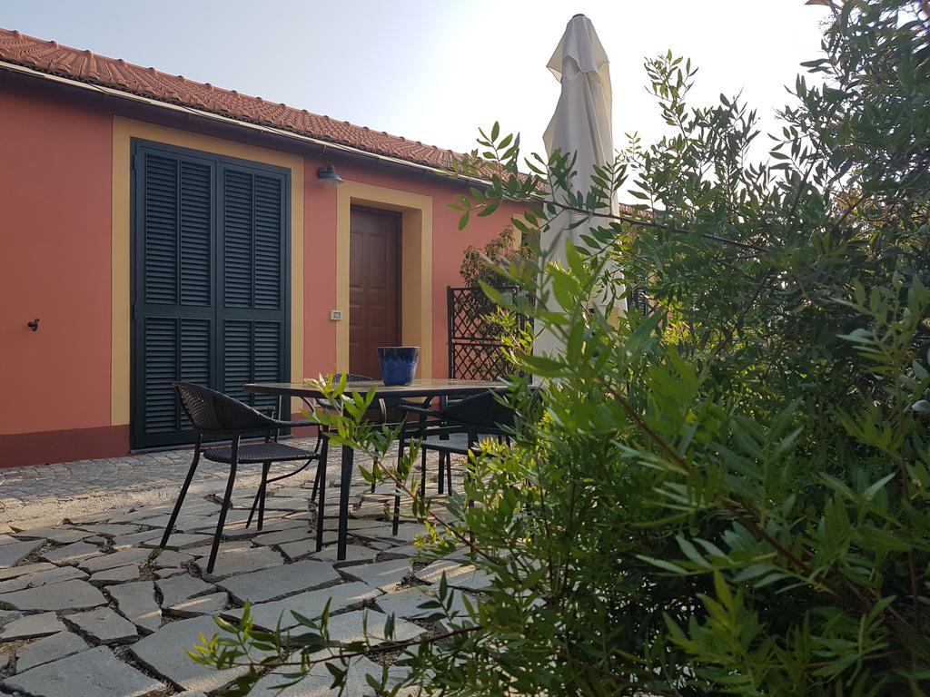 Villa Caterina Империа Екстериор снимка