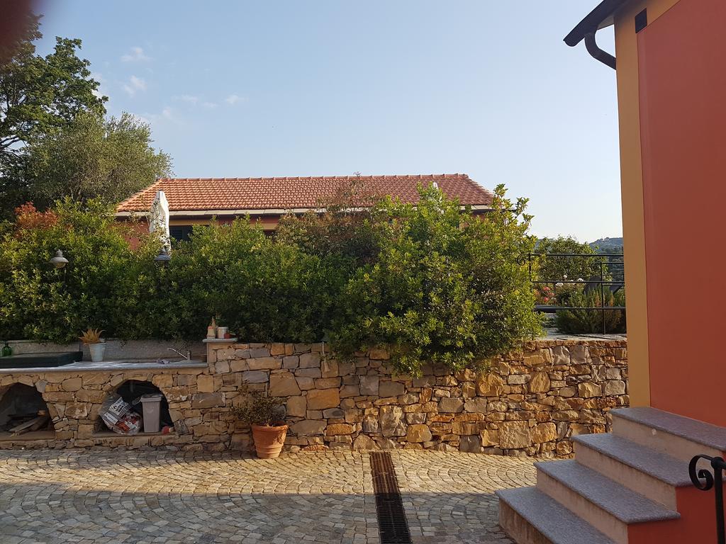 Villa Caterina Империа Екстериор снимка